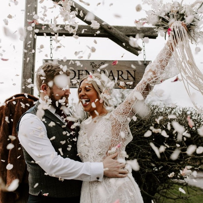 Biodegradable Ivory Petal Confetti – 1 Litre (10-15 Handfuls) Eco Wedding Throwing Confetti By Pretty Little Eco